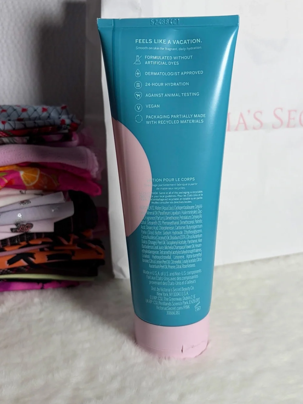 PINK Victoria’s Secret - COOL & BRIGHT Fragrant Body Lotion